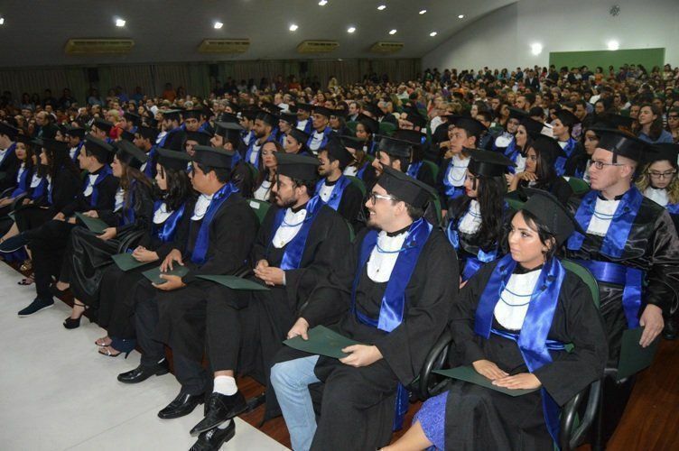Auditório Eulálio Chaves lotado na noite de outorgas do ICE